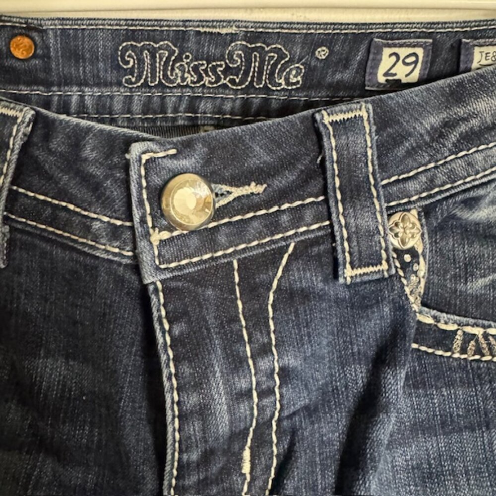 Miss Me Easy Boot Embroidered Rhinestone Jeans Size 29 - Picture 5 of 7
